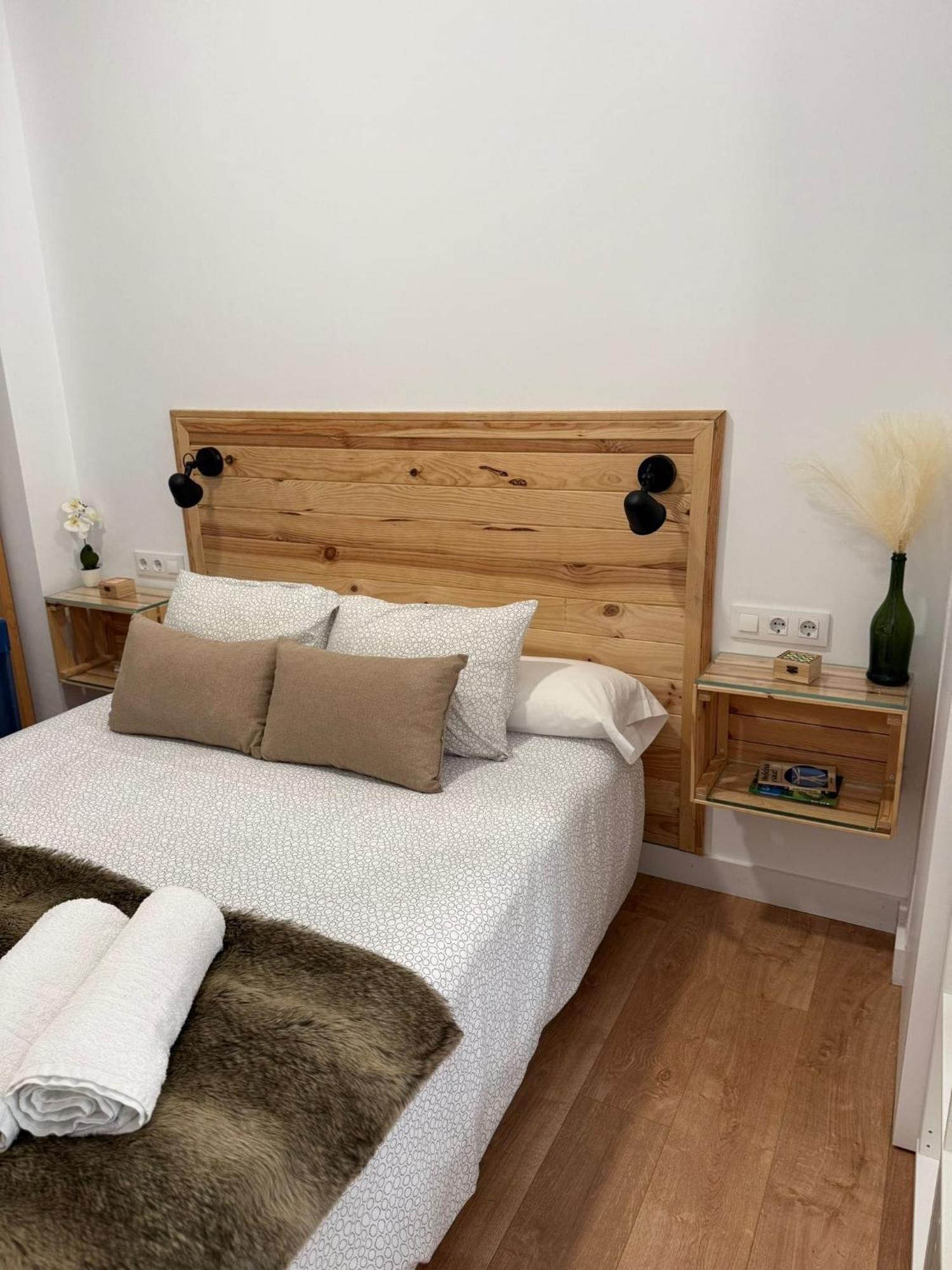Apartamento Turistico Leo Баэна Экстерьер фото