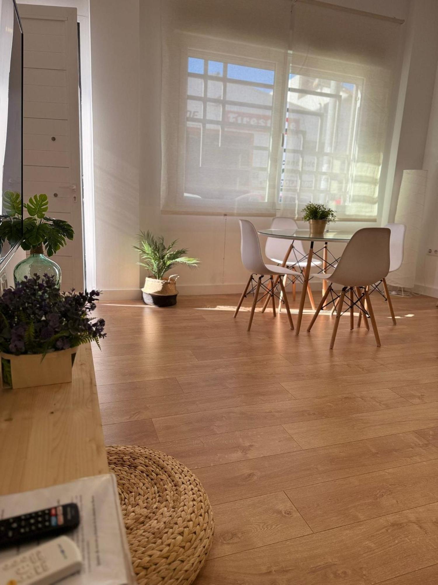 Apartamento Turistico Leo Баэна Экстерьер фото