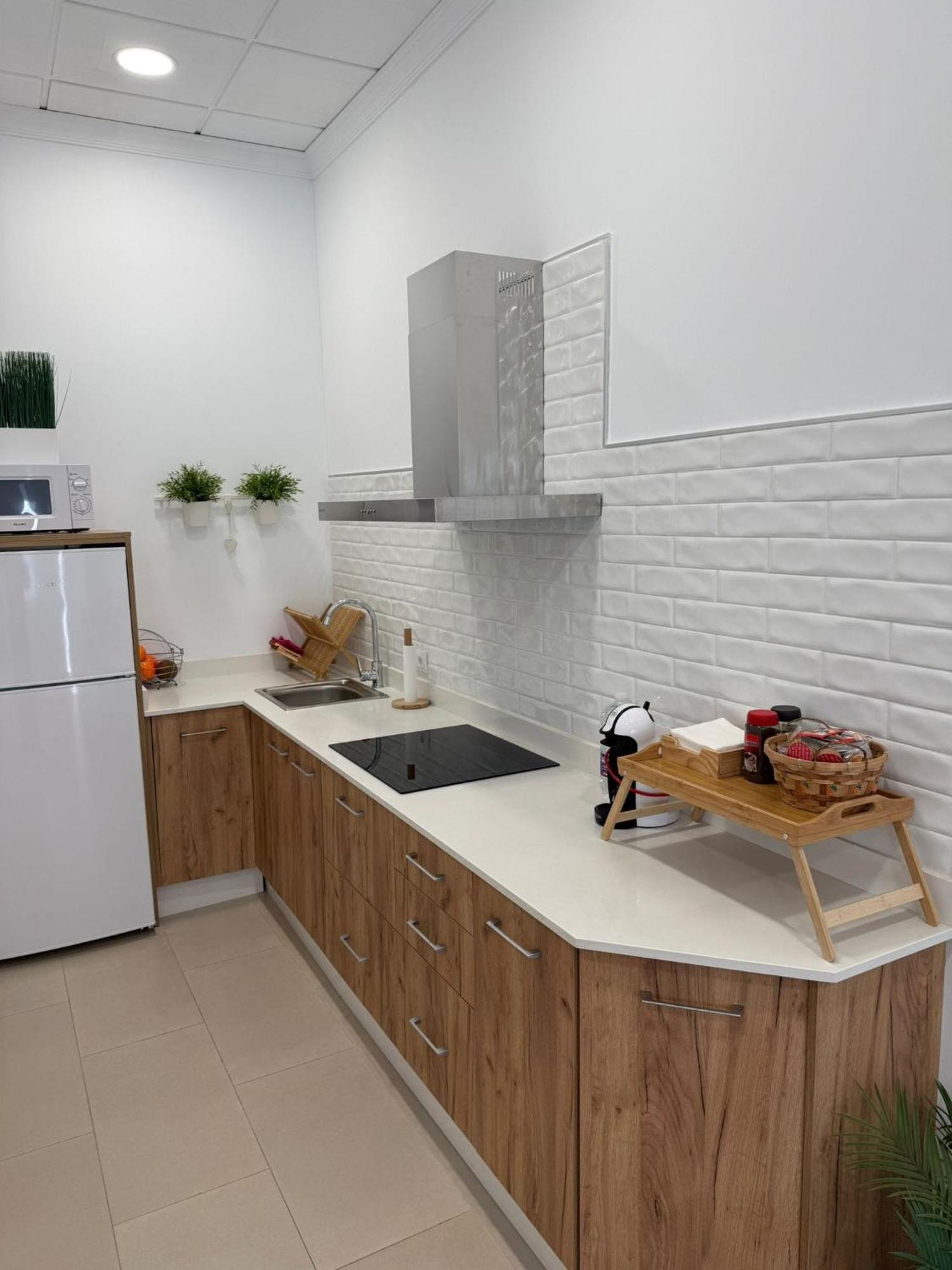 Apartamento Turistico Leo Баэна Экстерьер фото